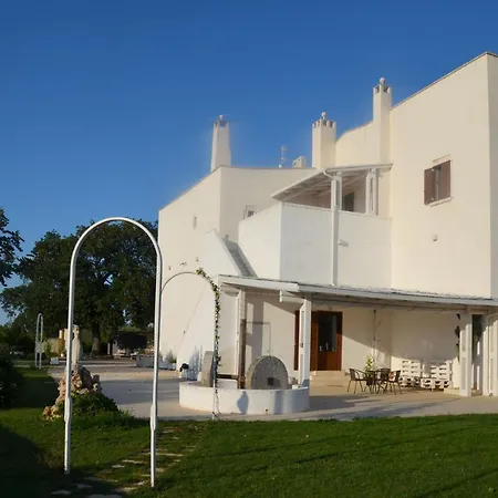 Masseria Poli Bed & Breakfast *