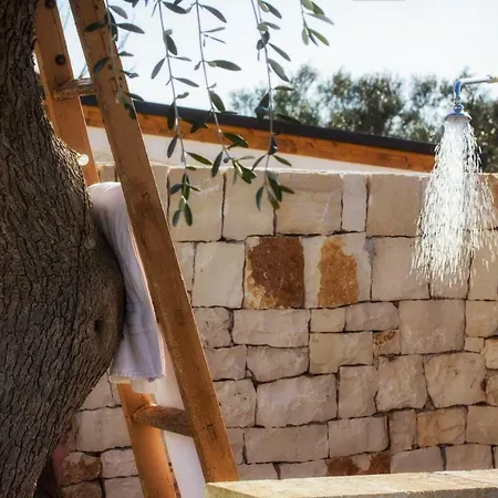 Masseria Poli Bed & Breakfast